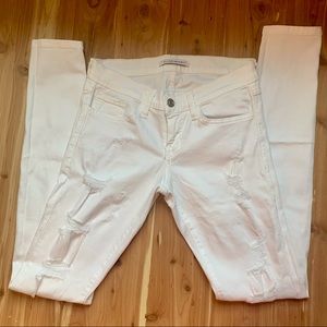 NWOT- Flying Monkey Ripped Jeans